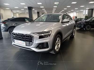 Audi Q8 55 TFSI quattro Sport 22" - PELLE- TETTO - PROMO!! Argento usata Spinea