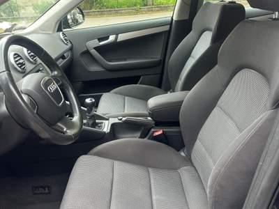 Audi A3 1.6 tdi OK NEOPATENTATO Nero usata Guastalla
