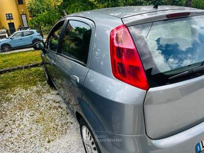 Fiat Grande Punto GPL Grigio usata Gubbio
