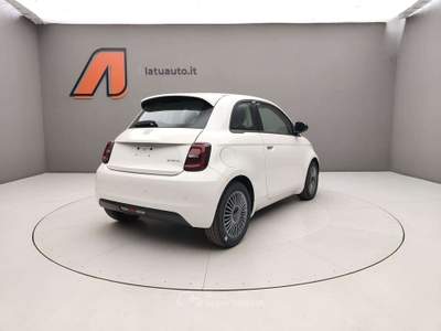 Fiat 500 1.0 65CV HYBRID ICON Bianco usata Voghera