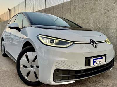Volkswagen ID.3 58 kWh,Tetto panoramico,LED ambiete,Full LED,ecc. Bianco usata San Michele Salentino