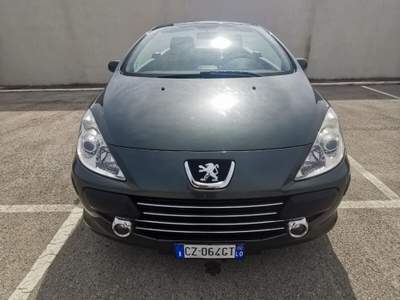 Peugeot 307 FAP CC Féline Grigio usata Barletta