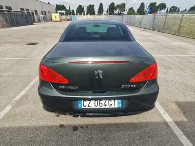 Peugeot 307 FAP CC Féline Grigio usata Barletta