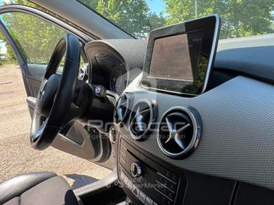 Mercedes-Benz Classe B MERCEDES B 180 d Automatic Premium Grigio usata Carpi