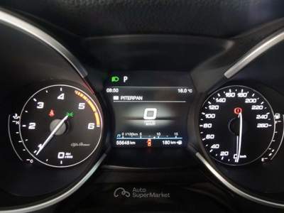 Alfa Romeo Stelvio 2.2 Turbodiesel 160 CV AT8 RWD Super Business Bianco usata Venezia