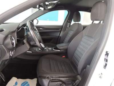 Alfa Romeo Stelvio 2.2 Turbodiesel 160 CV AT8 RWD Super Business Bianco usata Venezia