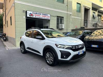 Dacia Sandero Stepway 1.0 TCe 90 CV Expression Bianco usata Genova