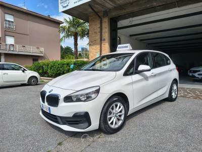 BMW Serie 2 218d 216 Active Tourer Business - *Garanzia 12 mesi Bianco usata Nova Milanese BMW Serie 2 218d 216 Active Tourer Business - *Garanzia 12 mesi Bianco usata Nova Milanese