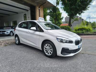 BMW Serie 2 218d 216 Active Tourer Business - *Garanzia 12 mesi Bianco usata Nova Milanese