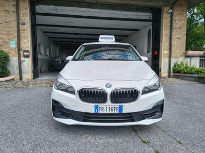 BMW Serie 2 218d 216 Active Tourer Business - *Garanzia 12 mesi Bianco usata Nova Milanese