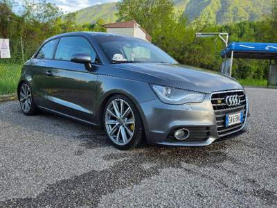 Audi A1 Audi A1 8X 1.4 TFSI 122CV Grigio usata Quero