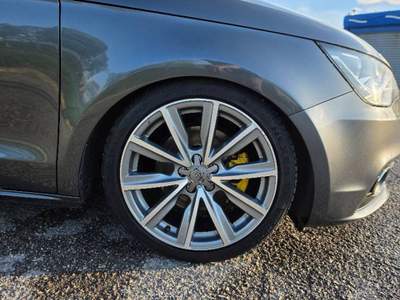 Audi A1 Audi A1 8X 1.4 TFSI 122CV Grigio usata Quero
