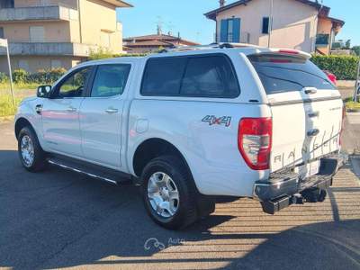 Ford Ranger Ranger 3.2 tdci double cab Limited gancio traino hard-top Bianco usata Dello