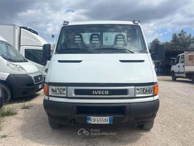 Iveco Daily ribaltabile 35c9 turbo - 2.8 - usata San Michele Salentino