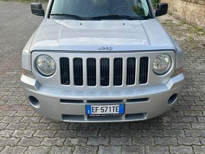 Jeep Patriot Limited Grigio usata Teano