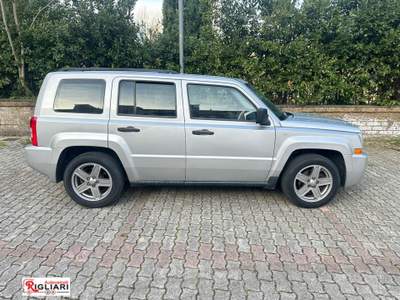 Jeep Patriot Limited Grigio usata Teano