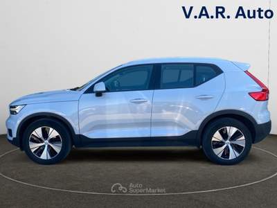 Volvo XC40 D3 Momentum Core usata Bologna