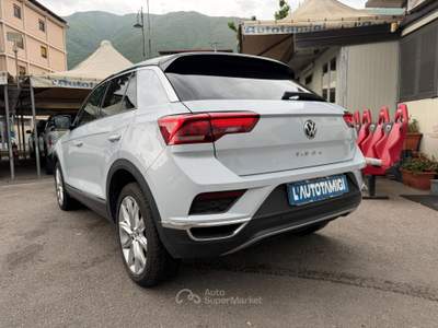 Volkswagen T-Roc 1.6 TDI SCR Style BMT Bianco usata Nocera Inferiore