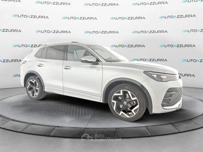 Volkswagen Tiguan Tiguan 2.0 tdi R-Line 150cv dsg *PROMO AZZURRA* Argento usata Suzzara