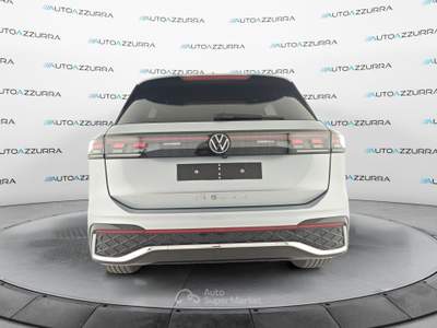 Volkswagen Tiguan Tiguan 2.0 tdi R-Line 150cv dsg *PROMO AZZURRA* Argento usata Suzzara