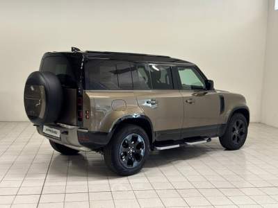 Land Rover Defender 3.0D 200cv X-Dynamic SE | AUTOCARRO N1 | PEDANE Marrone usata Novara