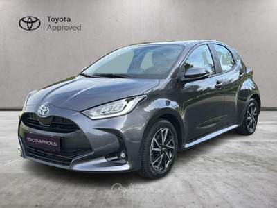Toyota Yaris Hybrid Trend MY22 Grigio usata Varese