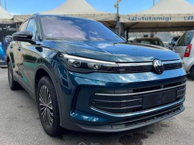 Volkswagen Tiguan Tiguan 2.0 TDI 150 CV DSG Life Blu/Azzurro usata Nocera Inferiore