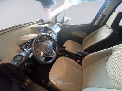 Ford Tourneo Courier 1.5 TDCI 75CV Titanium Grigio usata MONOPOLI