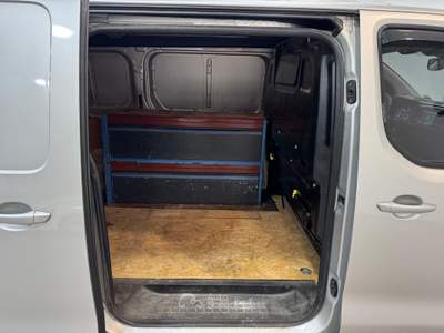 Peugeot Expert 2.0 BlueHDi 120 pl-tn furgone coibentato premium standard Grigio usata Caresanablot