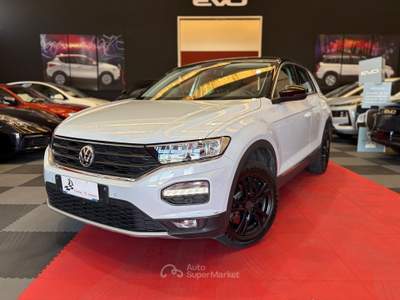 Volkswagen T-Roc 1.0 TSI Style BMT Blu/Azzurro usata Cornate D'adda