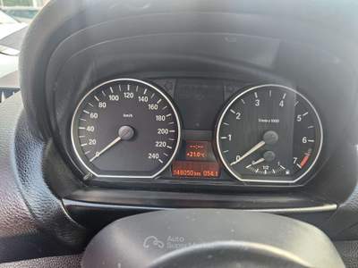 BMW Serie 1 116i 116 Serie 1 E/81-87 116i 5p Futura 122cv Nero usata Milano