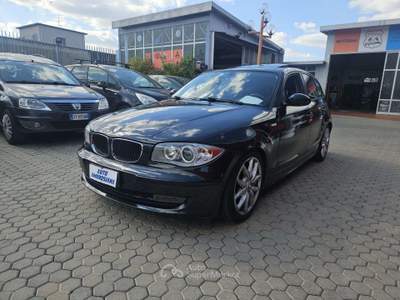 BMW Serie 1 116i 116 Serie 1 E/81-87 116i 5p Futura 122cv Nero usata Milano