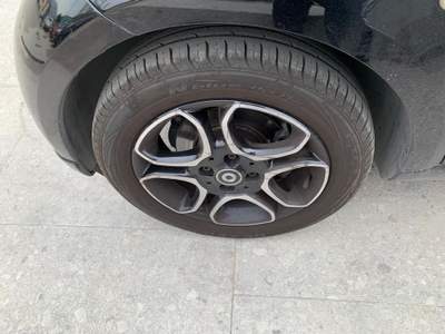 Smart ForTwo 70 1.0 52kW passion twinamic - Blocca Ora! Nero usata Ciampino