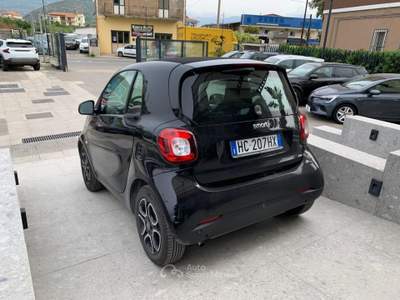 Smart ForTwo 70 1.0 52kW passion twinamic - Blocca Ora! Nero usata Ciampino