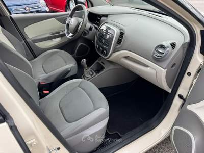 Renault Captur 1.5 dCi 90cv S&S Live Beige usata San Giuseppe Vesuviano