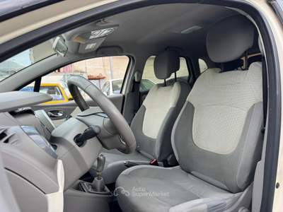 Renault Captur 1.5 dCi 90cv S&S Live Beige usata San Giuseppe Vesuviano