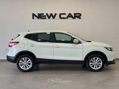 Nissan Qashqai 1.5 dCi Tekna (81 kw ) Bianco usata Caresanablot