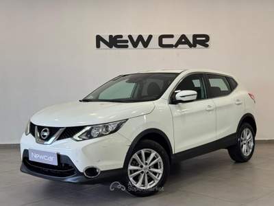 Nissan Qashqai 1.5 dCi Tekna (81 kw ) Bianco usata Caresanablot