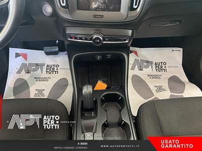 Volvo XC40 XC40 1.5 T2 Momentum my21 Nero usata Napoli
