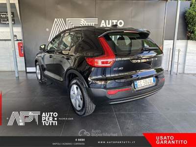 Volvo XC40 XC40 1.5 T2 Momentum my21 Nero usata Napoli