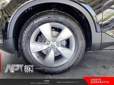 Volvo XC40 XC40 1.5 T2 Momentum my21 Nero usata Napoli