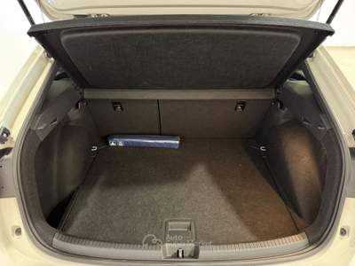 Volkswagen Taigo 1.5 TSI ACT R-Line DSG Bianco usata Caresanablot