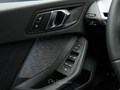 BMW Serie 1 118d 118d MSport aut. Nero usata Venezia