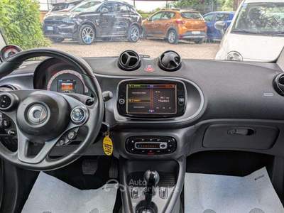 Smart ForTwo EQ Passion * ZERO EMISSION * Bianco usata Roma