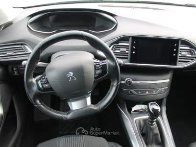 Peugeot 308 Allure Pack BlueHDi 130 S&S Argento usata Cuneo
