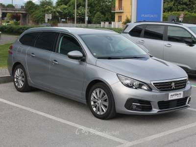 Peugeot 308 Allure Pack BlueHDi 130 S&S Argento usata Cuneo