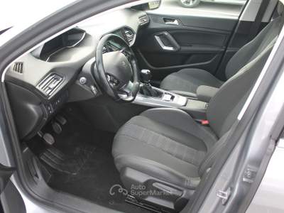 Peugeot 308 Allure Pack BlueHDi 130 S&S Argento usata Cuneo