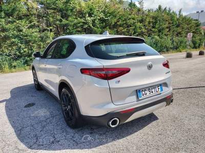 Alfa Romeo Stelvio 2.2 Turbo Diesel 190CV Business AT8 Q4 Grigio usata Bagni di Lucca