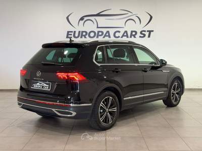 Volkswagen Tiguan 2.0 TDI SCR 150cv Elegance DSG Nero usata Caresanablot