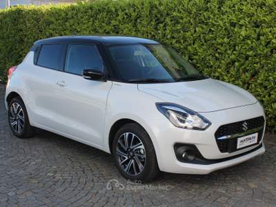 Suzuki Swift 1.2 Hybrid Top CVT 2WD Bianco usata Cuneo